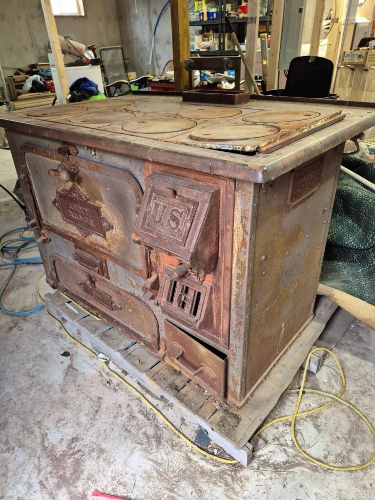 Does anyone know the value of a Army Range no 5 eight burner stove. Made by Estate stove co June 19 1942, contract no 9612.